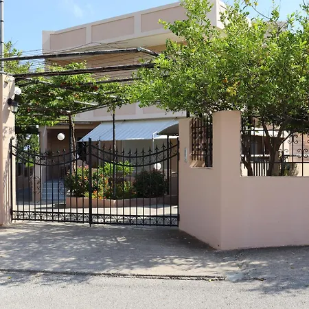 Olive Crete Guest house *